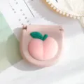 Kit de couture mini portable mignon avec design de pêche, boîte de couture compacte pour voyage. - Pêche