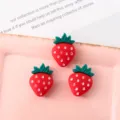 Χαριτωμένα κόκκινα φράουλα ρητίνη charms DIY αξεσουάρ για θήκη τηλεφώνου κλιπ - Φράουλα