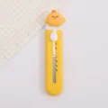 Schattig mini cartoon kuiken briefopener, draagbaar knutselmes en papiersnijder gereedschap. - Vliegend kuiken