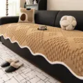 One-piece plush thickened non-slip sofa cover, cozy living room couch blanket and protector. - Scalloped Irregular Style / 70*70 / Brown