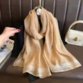 Schimmerndes langes Seidentuch für Damen, elegantes einfarbiges Tuch für Herbst und Winter. - Khaki