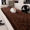 Παχύ βελούδινο καφέ κάλυμμα καναπέ, αντιολισθητικό προστατευτικό επίπλων φιλικό για κατοικίδια. - Κάλυμμα διακοσμητικού μαξιλαριού / 45x45cm / Καφέ (Υφή Μάτι της Τίγρης)