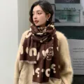 Winter dicker warmer Imidat Kaschmir Schal für Damen, süßes Hundemuster koreanischer Stil Tuch. - Buchstaben-Kaffee