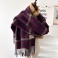 Damen Winter Karoschal, bordeauxroter Schal mit Fransen, warmer Halswärmer für kalte Tage stilvoll. - Lila Gingham