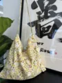 Blumen-Baumwoll-Leinwand Umhängetasche, Vintage lässige Hobo-Tasche mit kleinem Bärenmuster. - Teddybär