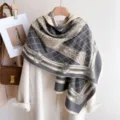Grauer geometrischer Print Kaschmirimitation Damen Schal, dicker warmer Winterschal. - Grauer Gitterstein