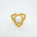 Gold-plated pearl ring with lace floral design, elegant vintage style jewelry for women. - Three-Leaf Style (Natural Pearl) / Gold