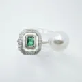 Exquisite vintage DIY jewelry component with green gemstone and elegant pearl detail. - Emerald Rectangle Ring (Acrylic Bead) / Silver