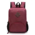 Zaino scolastico casual in tela bordeaux con tasca frontale e tasche laterali in rete. - Rosso Giuggiola