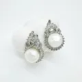 Exquisite Kupfer Zirkon Perle Ohrringe Detailaufnahme, elegantes Schmuckdesign Stil. - Flaschenkürbis Ohrstecker Silberfarben (Künstliche Perle 10mm)