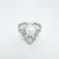 Fashion pearl filigree ring, vintage lace design with cubic zirconia and gold-plated finish. - Three-Leaf Style (Natural Pearl) / Silver