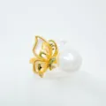 Elegant gold plated butterfly pearl ring with natural mother of pearl for women fashion jewelry. - White Shell Butterfly Ring (With Acrylic Bead) / Regular Fit / Gold