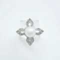 Vintage pearl ring with intricate lace zirconia design and glowing center pearl for women. - Four-Leaf Style (Acrylic Bead) / Silver