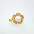 Fashion gold plated pearl zircon flower ring variant, elegant statement finger jewelry. - Flower Style (Acrylic Bead) / Gold