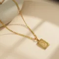 Collar de acero inoxidable dorado para hombre con colgante rectangular letra D joya - Letra-D / Dorado