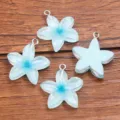 Blue resin flower and star charms pendants for DIY jewelry making and bag accessories 23x25mm - 1 Piece / Blue