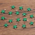 Breloques pendentifs étoile verte en acier inoxydable émaillé pour fabrication de bijoux DIY. - Pentagramme / 1 pièce (7x8mm) / Vert