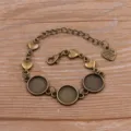 Vintage μπρούτζινο κράμα DIY βραχιόλι κενό με τρεις στρογγυλές θήκες 12mm και φυλαχτά. - Στυλ 10 - Αντίκ Μπρούτζος (13G01) / 12mm
