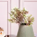 Bouquet de fleurs artificielles en plastique avec vase vert pour la décoration de la maison. - Crème