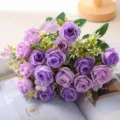 Bouquet di fiori di rose artificiali viola per decorazione domestica matrimonio festa. - Viola