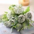 Bouquet di peonie artificiali stile nordico, composizione floreale realistica per decorazione. - Blu