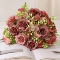 Bouquet di fiori artificiali rosa vintage e peonie per decorazioni domestiche, fiore finto. - Borgogna