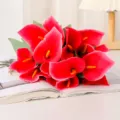 Rode kunstmatige Calla lelie boeket neppe bloemen voor huisdecoratie tafeldecoratie feest. - Rozerood