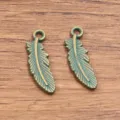 Vintage μεταλλικά charms φτερού σε μπρονζέ πράσινο χρώμα για DIY κοσμήματα connectors - Στυλ 2 Φύλλο (11D3) / Συσκευασία 1 Τεμαχίου (7x23mm)