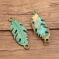 Vintage bronze green leaf alloy connector, DIY jewelry finding charm for handmade crafts. - 1 Piece (14X35mm)