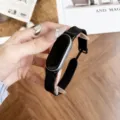 Silicone laminated watch strap detail view, nappa texture, soft and comfortable touch. - 20mm / Black