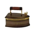 Boite a musique en forme de fer a repasser ancien coffret a bijoux ornament decoratif. - Café