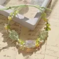 Handcrafted macrame crystal flower bracelet with green string and crystal chips. - Green Wreath Crushed Stone Rope Bracelet (1 Piece)
