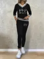 Damen Zweiteiler Loungewear Set mit V-Ausschnitt Langarmtop und Hosentasche Detail. - S / Oberteil Und Unterteil / Schwarz 1