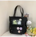 Schwarzer Canvas Ita Rucksack mit Sichtfenster niedliche Pins multifunktionale Freizeittasche - Studientasche / Mit Abzeichen und Anhänger / Schwarz