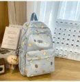 Süßer hellblauer Rucksack für Mädchen mit niedlichem Bären-Print und schönem Anhänger. - Mit Anhänger / L / Blau