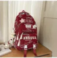 Roter gesteppter Schulrucksack mit niedlichen Plüsch-Anhängern, lässiger Tagesrucksack für Schüler. - Rot groß + 2 Schmetterlingssterne + Mondanhänger