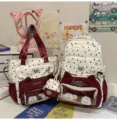 Japanischer Stil große Kapazität Ita Tasche Set süße Sterne Rucksack Umhängetasche für Mädchen - Rucksack und Tragetasche Set mit Hase und 4 Hunden / Rot