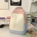 Pastellfarbener Colorblock Schulrucksack für Damen, süßer lässiger Tagesrucksack mit Anhänger. - Rosa Groß mit Anhänger