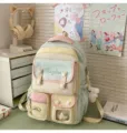 Süßer Schulrucksack mit vielen Taschen für Schüler, großer lässiger Tagesrucksack mit Sichtfenster. - Rucksack Mit Anhänger / Grün & Gelb