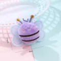 Süßer Cartoon Bienen Plüsch Schminkspiegel mit Anhänger, tragbar und perfekt für den Alltag. - Perlenkettentyp / Lila