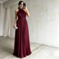 Elegante vestido de noche largo burdeos sin mangas con detalles de corpiño plisado y talle. - S / Vestidos / Burdeos