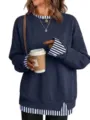 Dames casual losse lange mouw sweatshirt met gestreept nep tweedelig ontwerp voor dagelijks. - Marineblauwe Streep