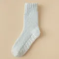Calzini antiscivolo in morbido pile corallo azzurro chiaro per sonno invernale caldo. - Taglia unica / Azzurro