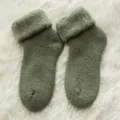 Winter thick fleece wool socks for women, dark green warm thermal loop knit variant. - One Size / Army Green