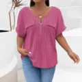 Effenkleurige V-hals geribde korte mouw top met rits, grote maat dames casual t-shirt. - 1XL / Rozerood