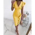 Elegante gele V-hals bodycon midi jurk met rimpels en ruches mouwen voor vrouwen. - S / Geel