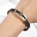 Retro Bracciale Uomo Pelle PU Marrone Croce Bronzo Antico Lega Gioiello Polso Stile - Stile Logo Croce Traforato