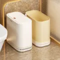 Poubelle étroite avec couvercle à pression, corbeille en plastique mince pour salle de bain - M / Jaune Lait