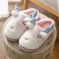 Gezellige roze winter pluche pantoffels met schattige hertengewei, warme schoenen voor dames. - 36-37 / Cartoon Rendier / Lichtroze
