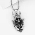 Men's retro Viking skull axe pendant necklace, vintage silver alloy gothic jewelry variant. - Style 21